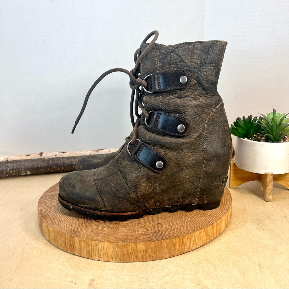 Sorel Joan of Arctic Wedge II Boots – Brown Leather Lace-Up Size 8